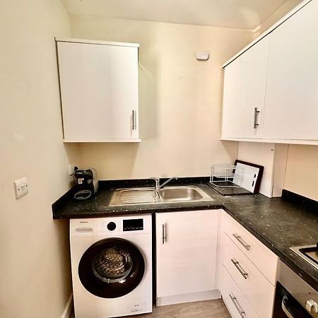 2 Bedroom Apartment In Se13 Londres Extérieur photo